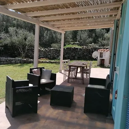 Stazzo Gallurese Vista Mare 木屋 *