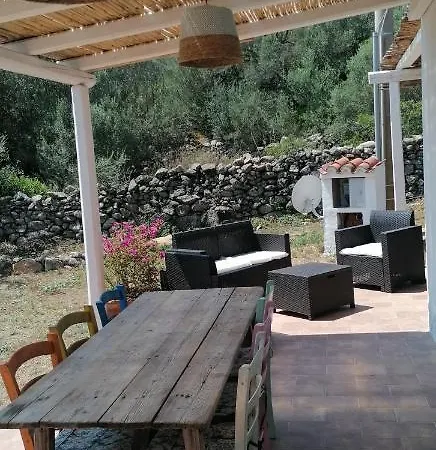 Stazzo Gallurese Vista Mare * 奧爾比亞